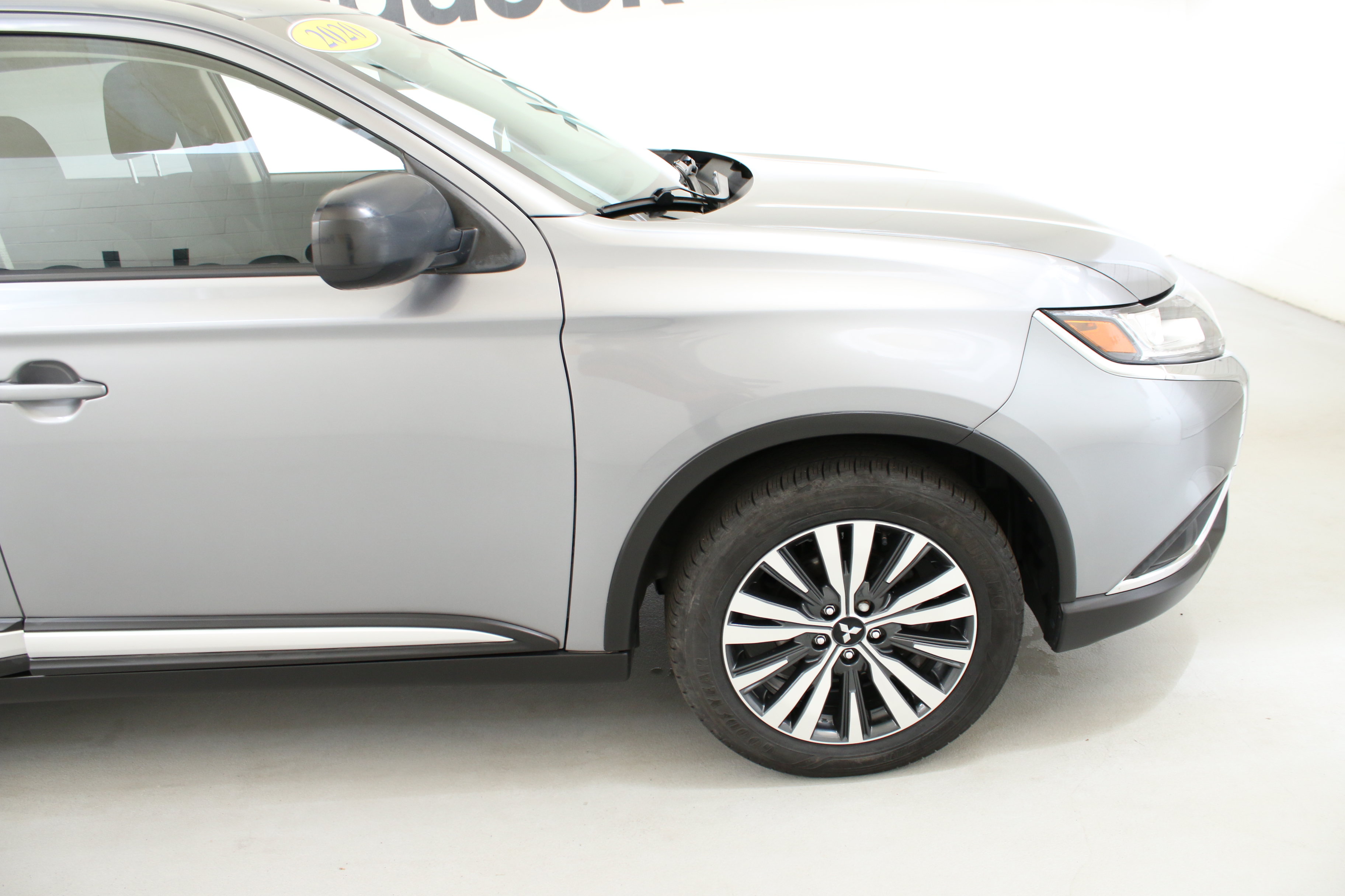 Used 2020 Mitsubishi Outlander ES AWD/4WD image 10