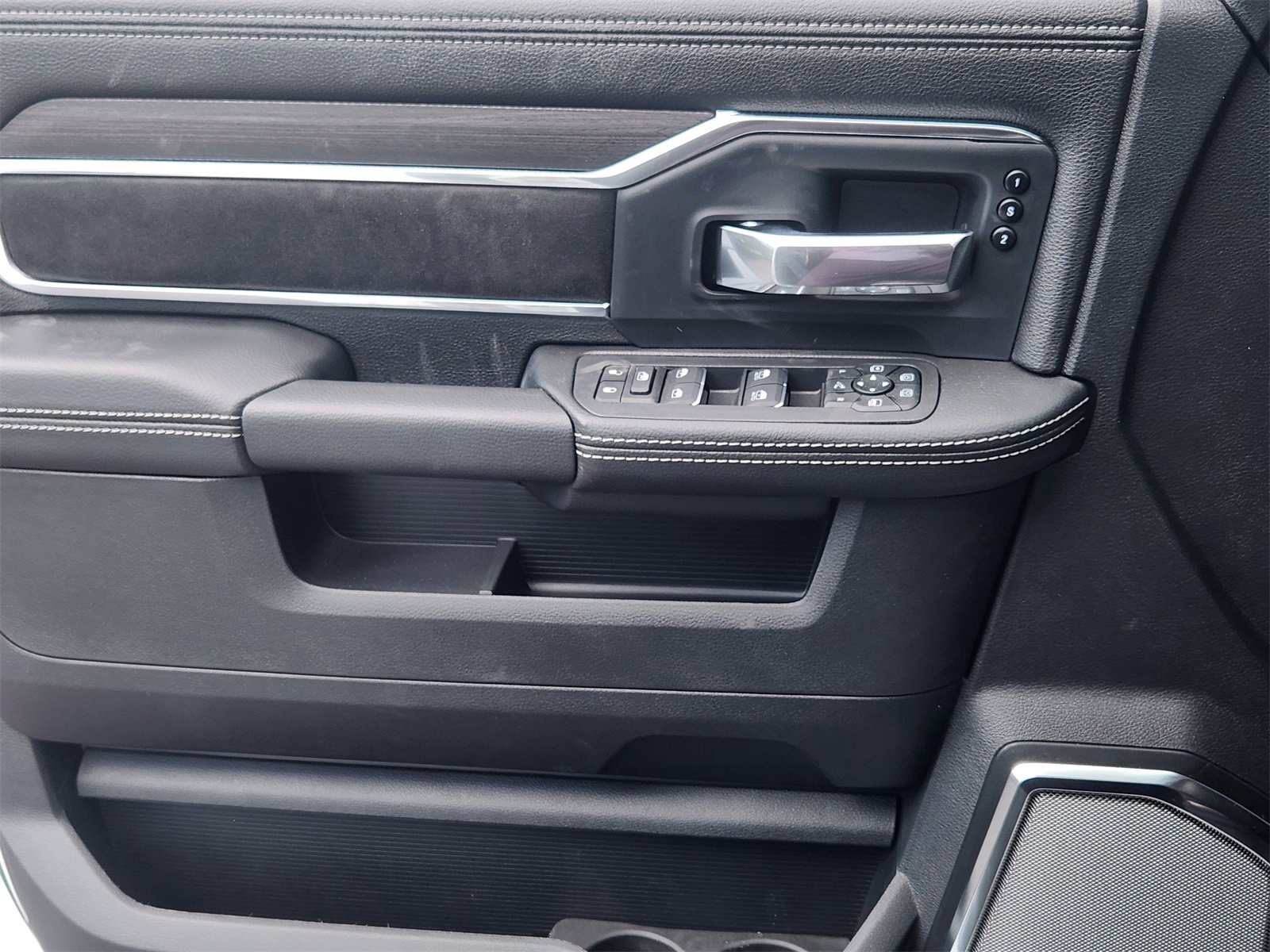 New 2026 RAM 3500 Laramie image 17