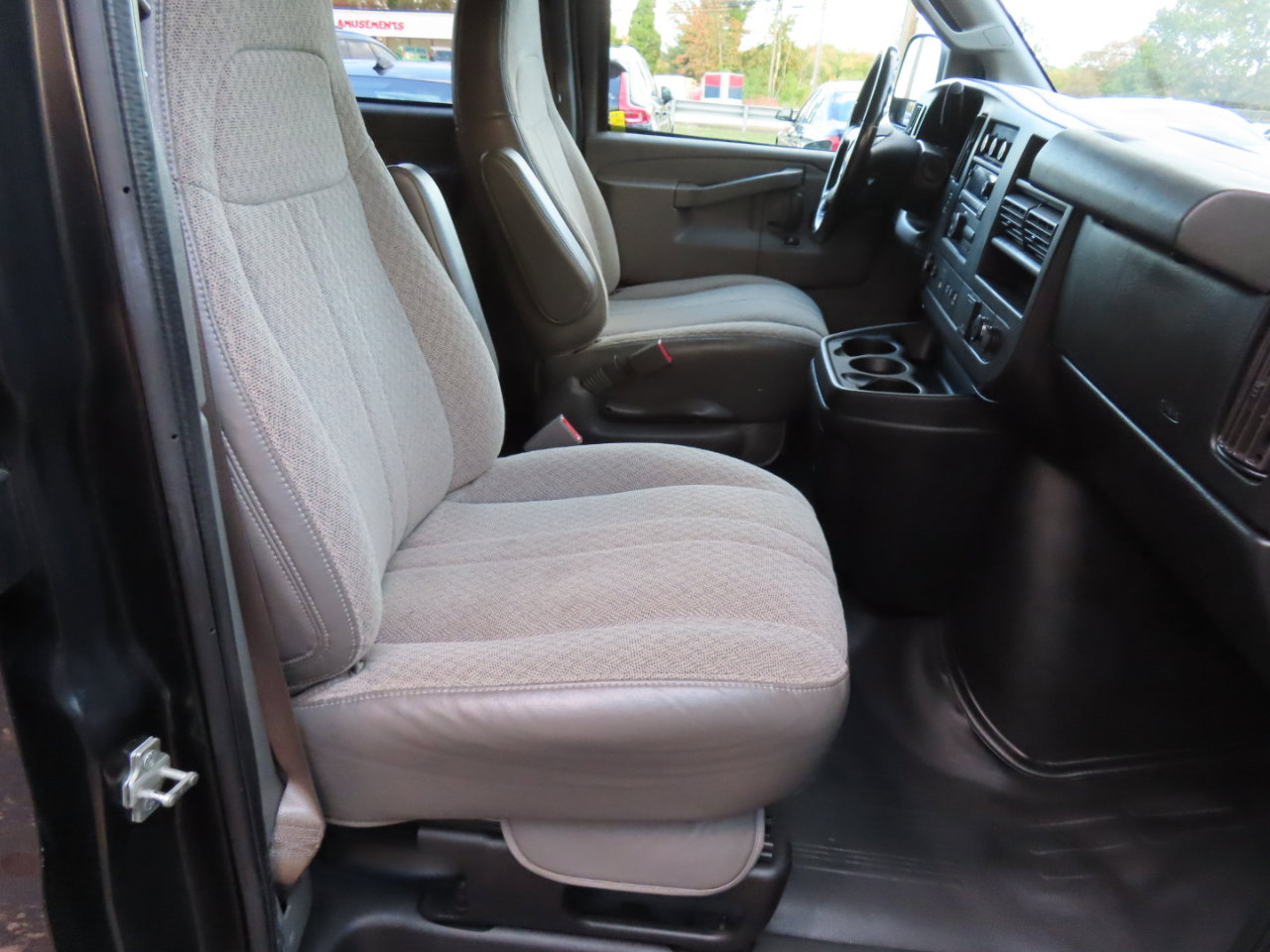 Used 2017 Chevrolet Express 2500 LS image 14