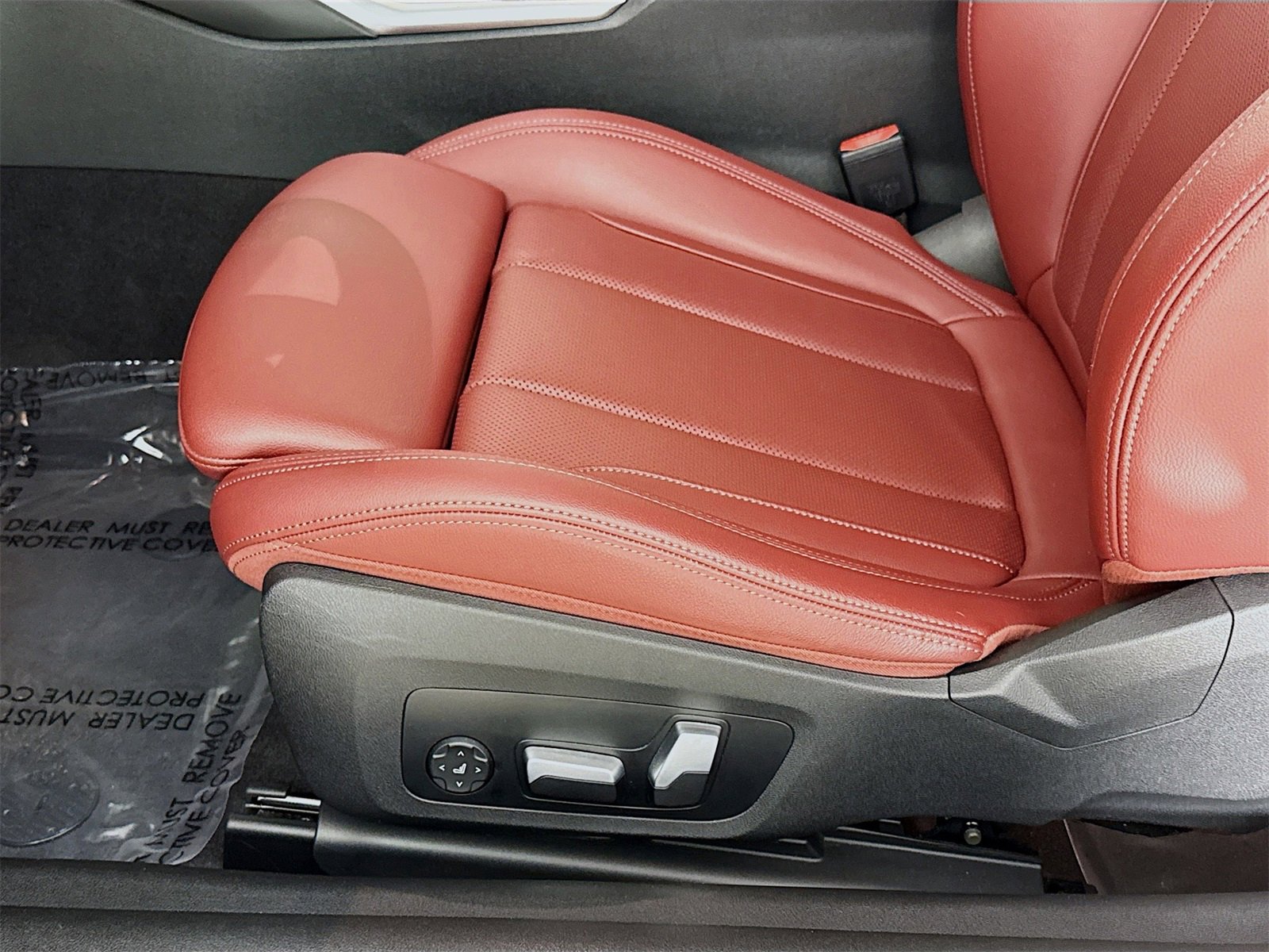 Certified 2023 BMW 430i Convertible w/ Convenience Package image 20