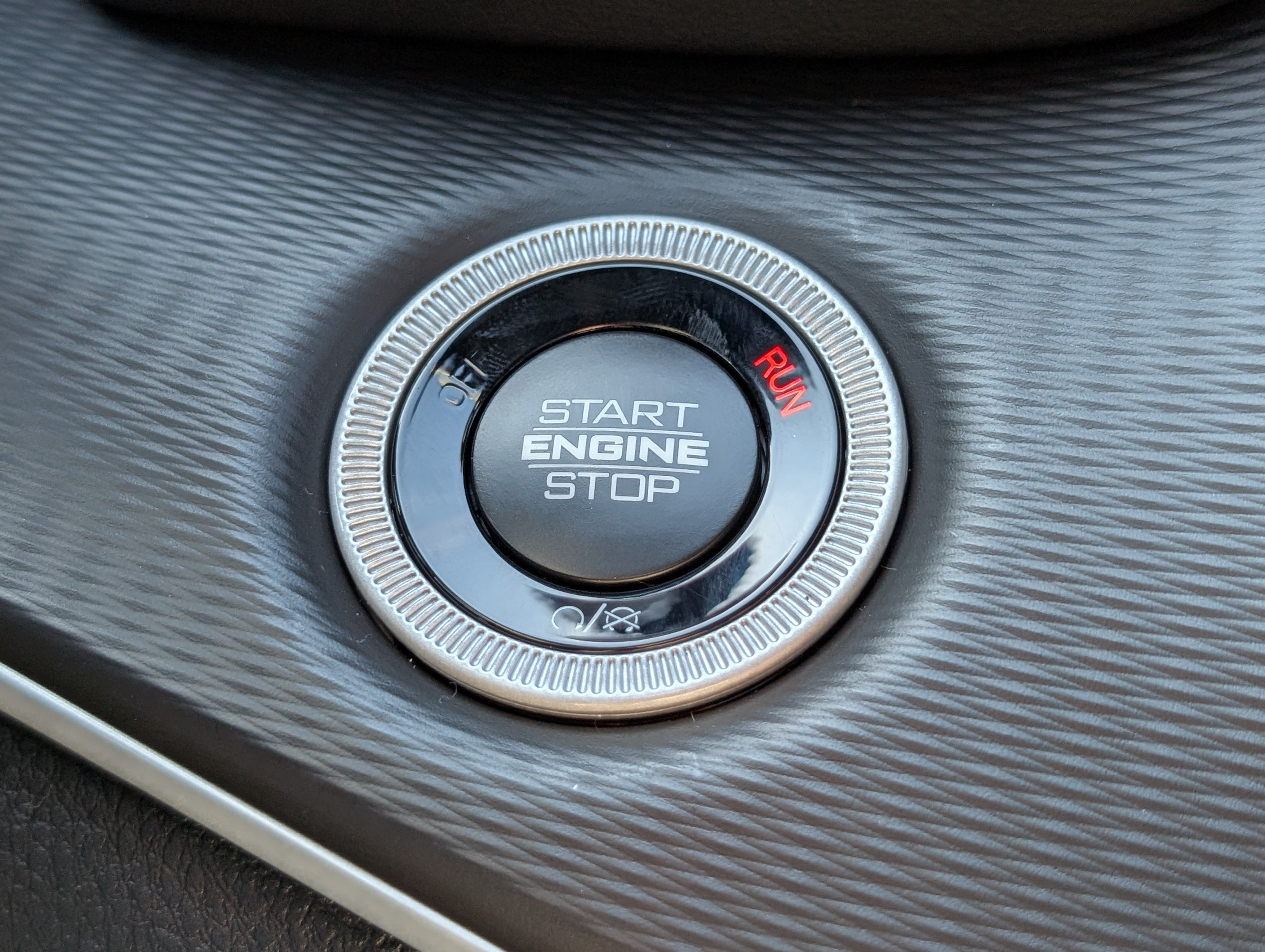 New 2025 Jeep Grand Cherokee Altitude AWD/4WD image 25