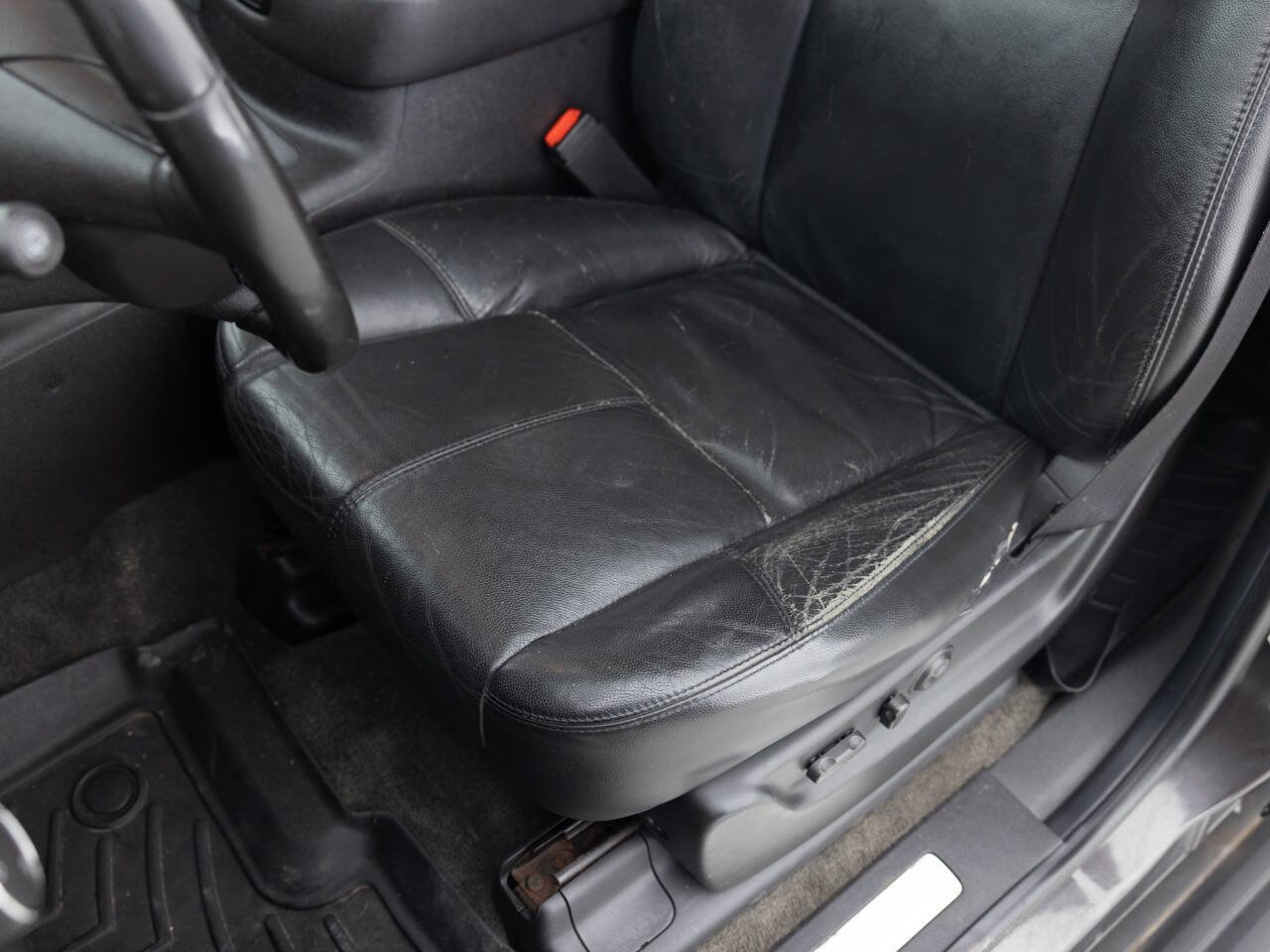 Used 2007 Chevrolet Tahoe LT w/ LT Preferred Equipment Group AWD/4WD image 21