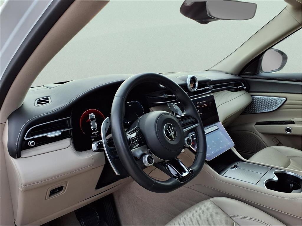 Used 2023 Maserati Grecale GT image 11