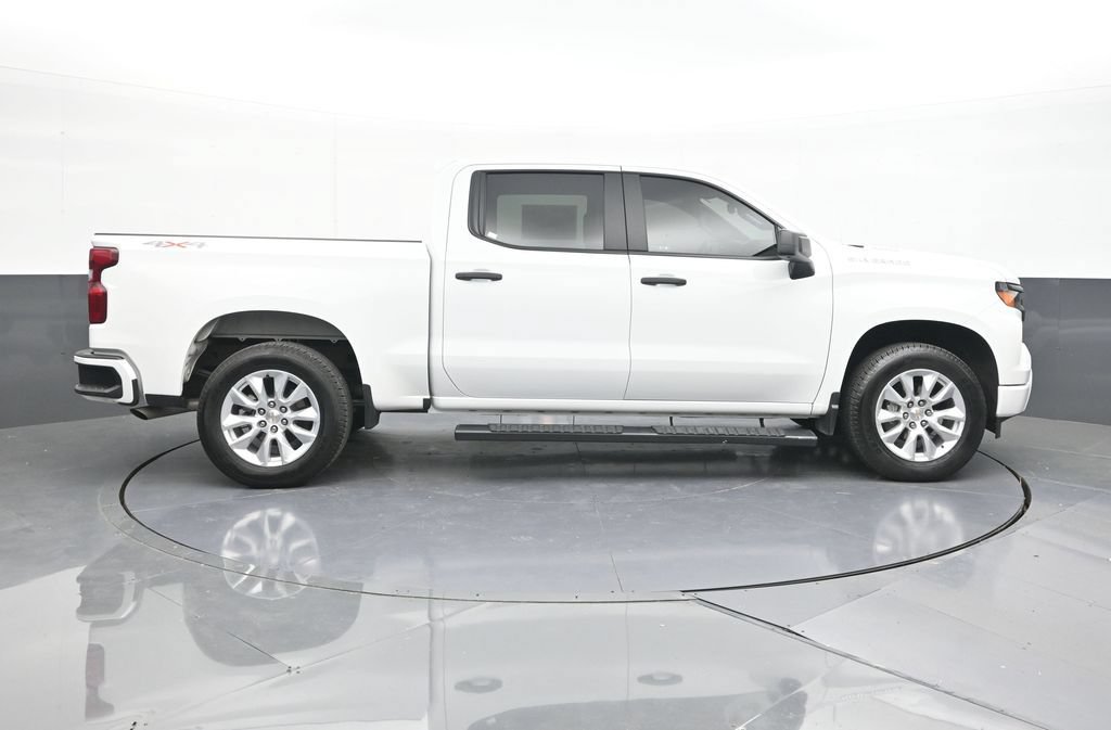 Used 2025 Chevrolet Silverado 1500 Custom AWD/4WD image 12