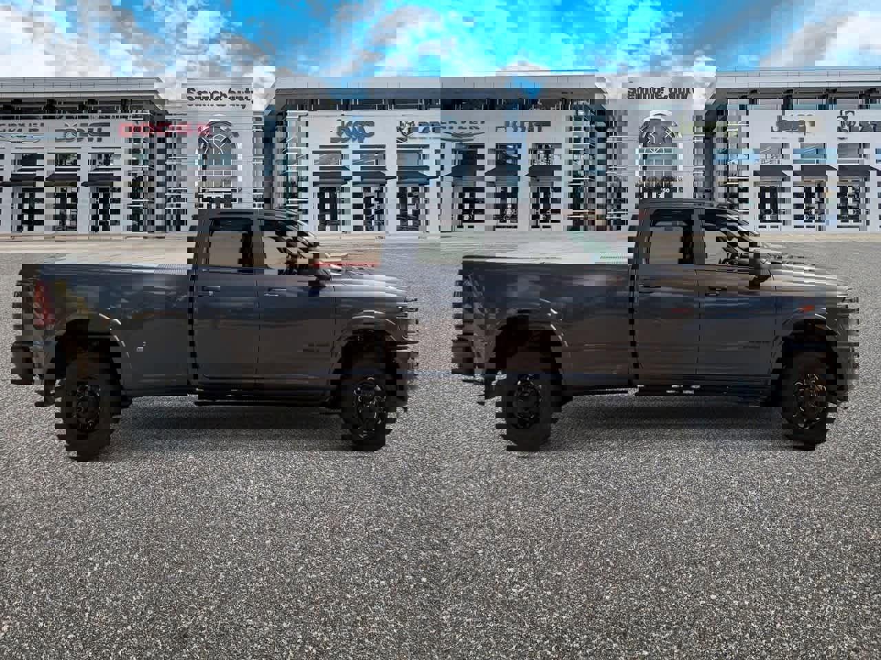New 2026 RAM 3500 Limited image 9