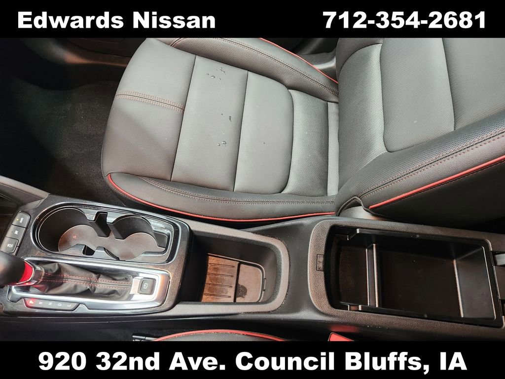 Used 2024 Chevrolet TrailBlazer RS w/ Driver Confidence Package image 32