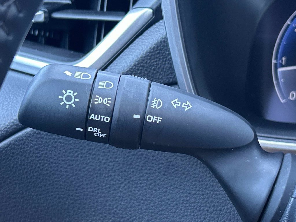 Used 2026 Toyota Corolla Cross XLE w/ Convenience Package AWD/4WD image 33