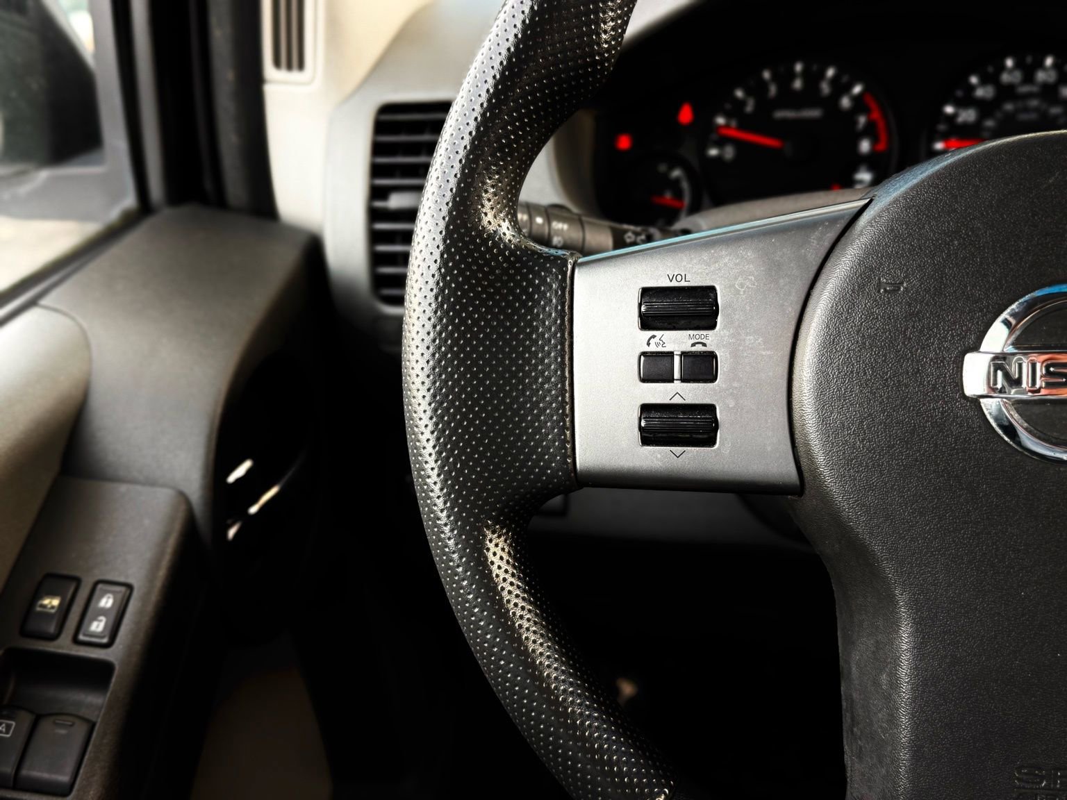 Used 2009 Nissan Xterra S w/ X Gear Pkg RWD image 39