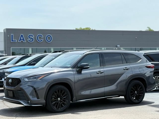 Used 2025 Toyota Highlander XSE AWD/4WD 360° Tour