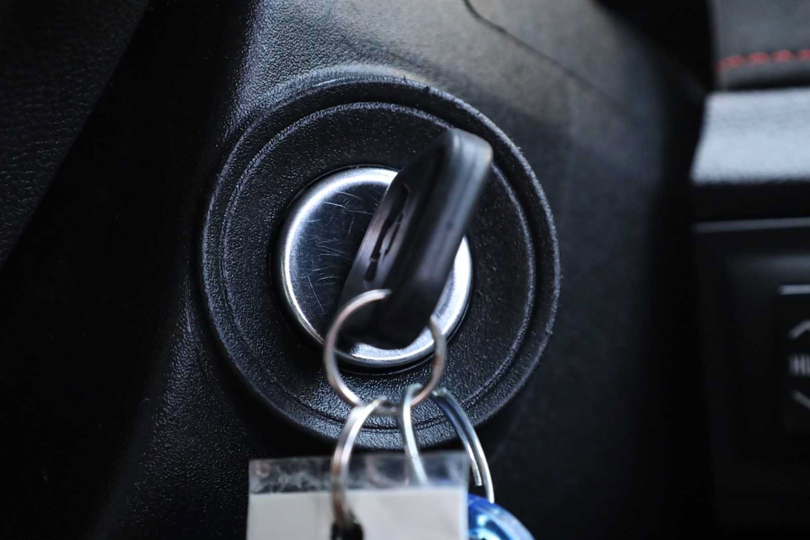 Used 2015 Chevrolet Camaro ZL1 RWD image 27
