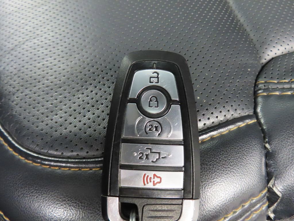 Used 2024 Ford F250 Platinum image 60