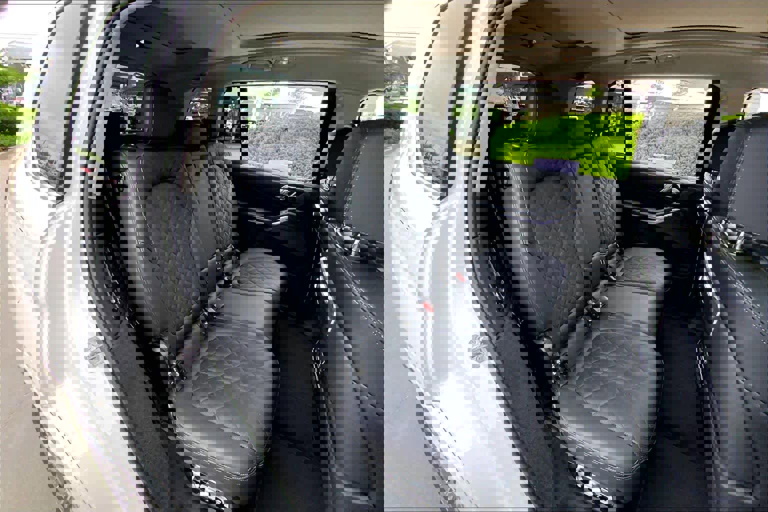 Used 2024 BMW X7 xDrive40i w/ Executive Package image 18