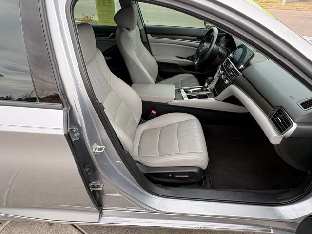 Used 2018 Honda Accord EX-L image 32
