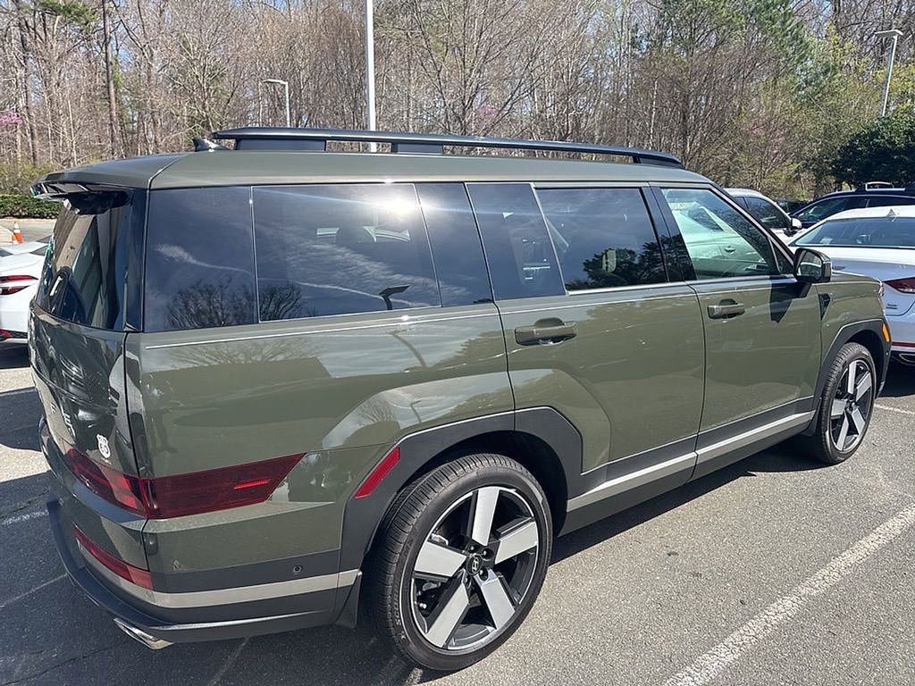 Used 2026 Hyundai Santa Fe Limited image 4