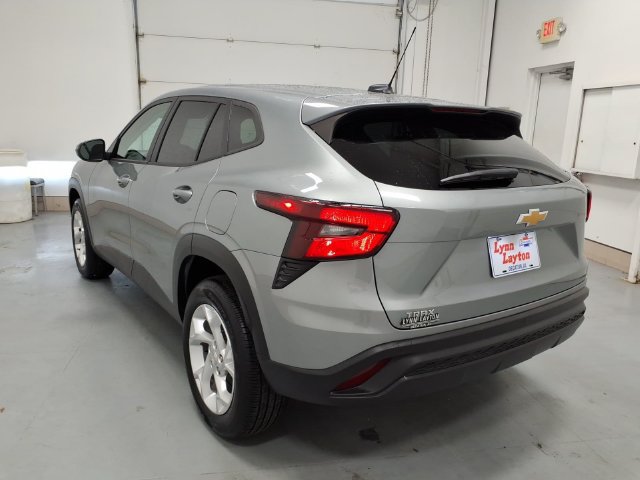 Certified 2024 Chevrolet Trax LS w/ LS Convenience Package FWD image 5