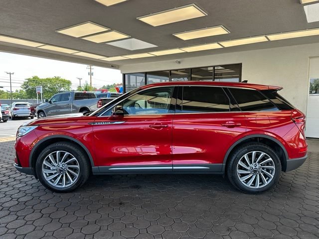 Certified 2025 Lincoln Corsair Reserve AWD/4WD image 2