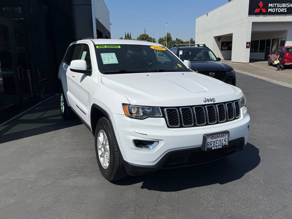 Used 2020 Jeep Grand Cherokee Laredo RWD image 2