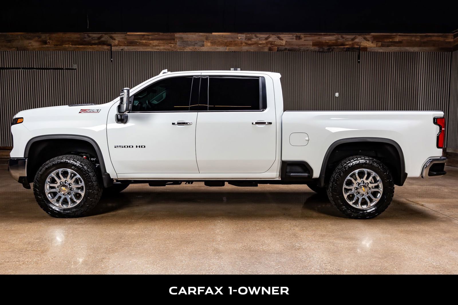 Used 2024 Chevrolet Silverado 2500 LTZ w/ LTZ Premium Package image 5