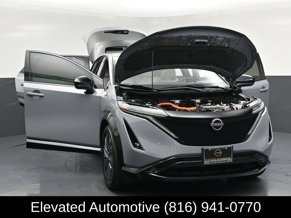 Certified 2024 Nissan Ariya AWD image 39