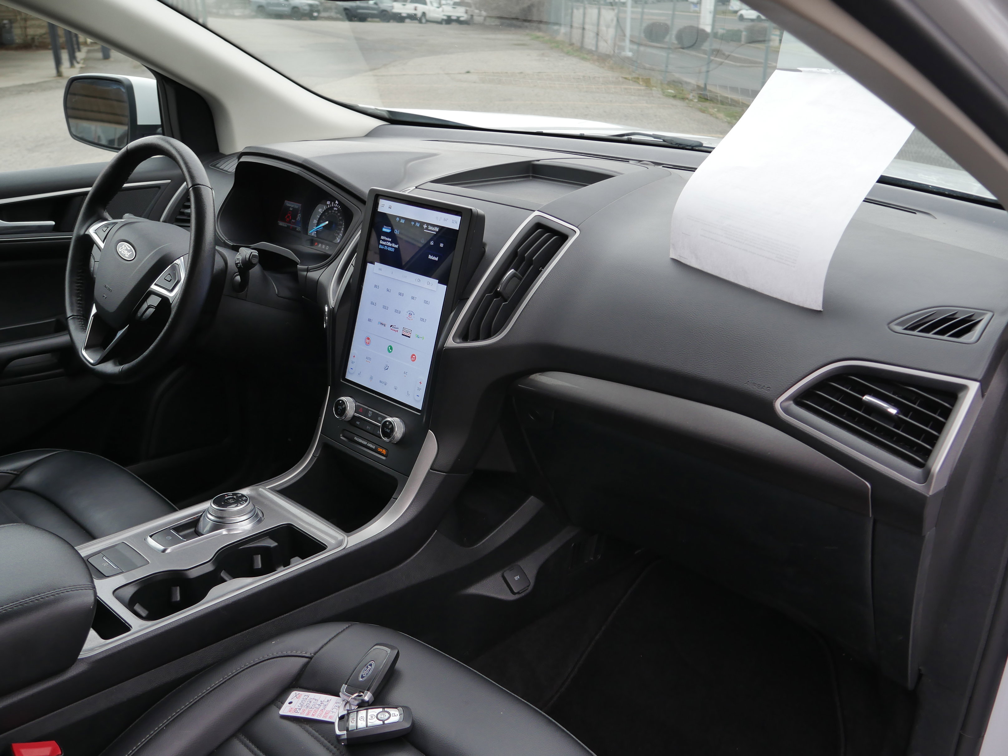 Used 2024 Ford Edge SEL w/ Convenience Package image 32