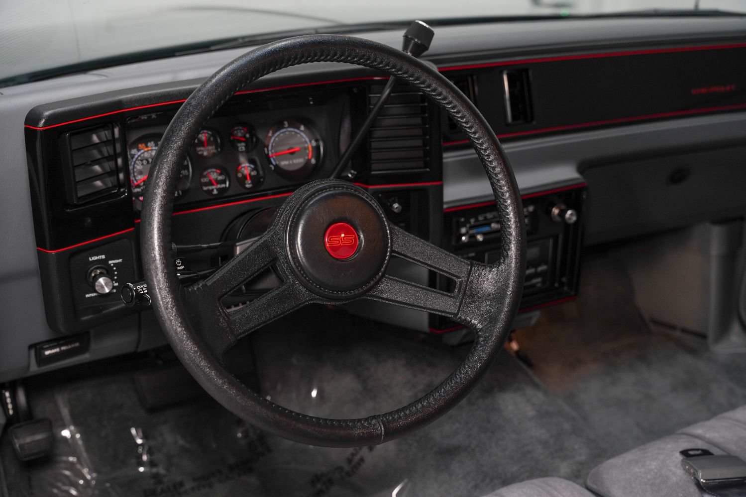 Used 1988 Chevrolet Monte Carlo SS RWD image 37