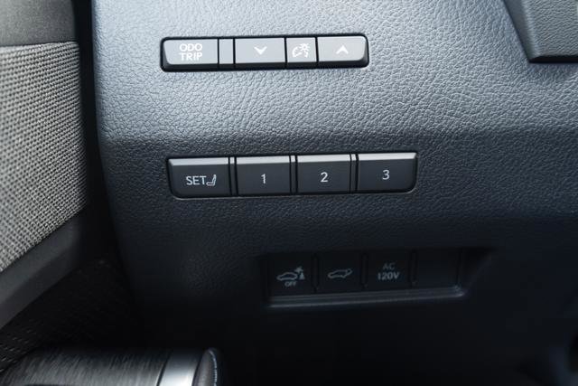 Used 2025 Lexus GX 550 550 Luxury image 15