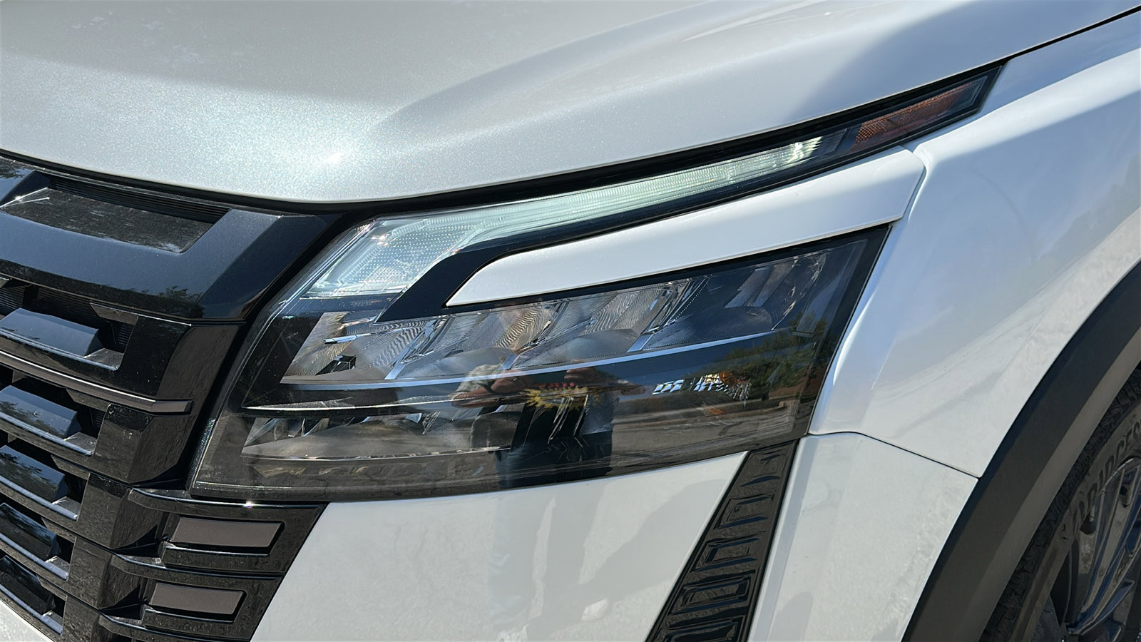 New 2026 Nissan Pathfinder SL w/ SL Premium Package AWD/4WD image 4