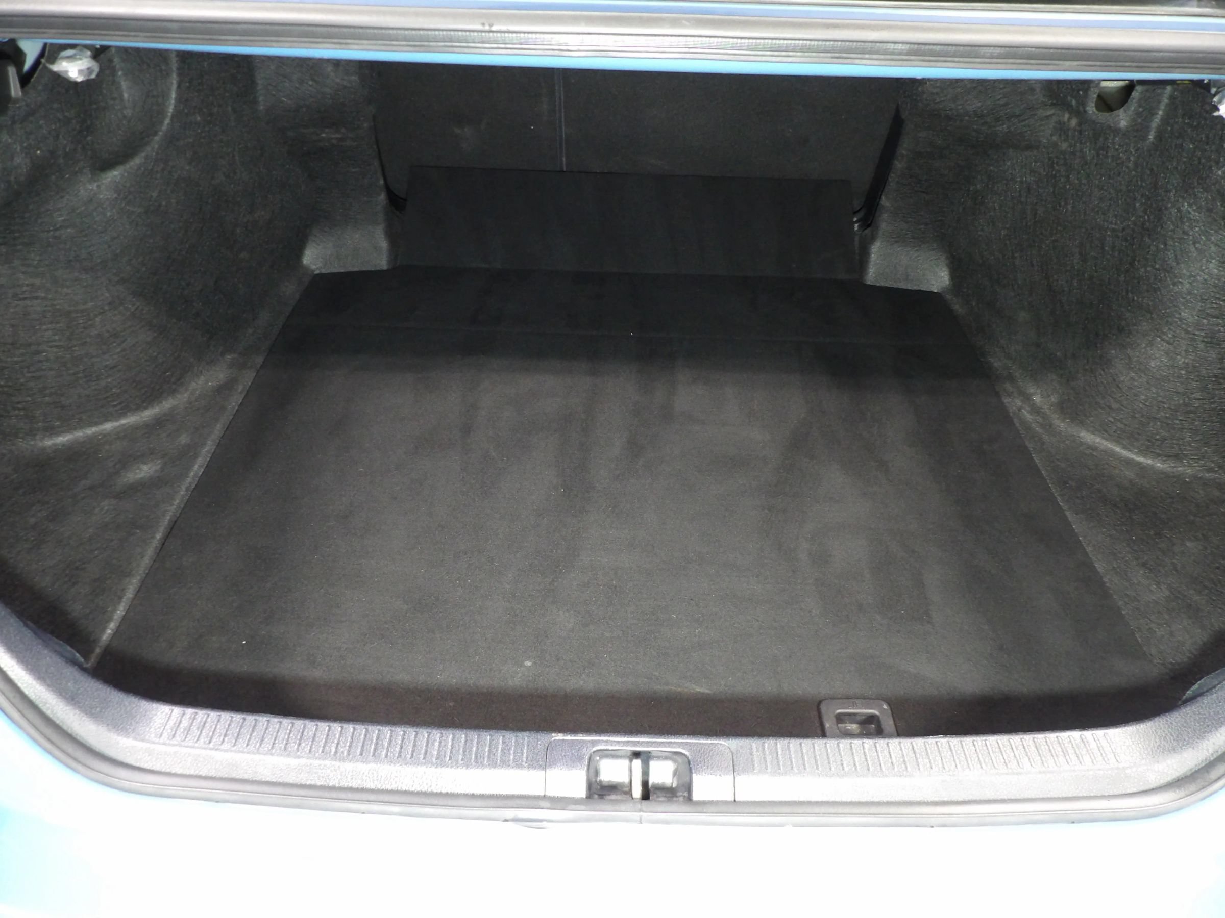 Used 2023 Toyota Camry SE FWD image 8