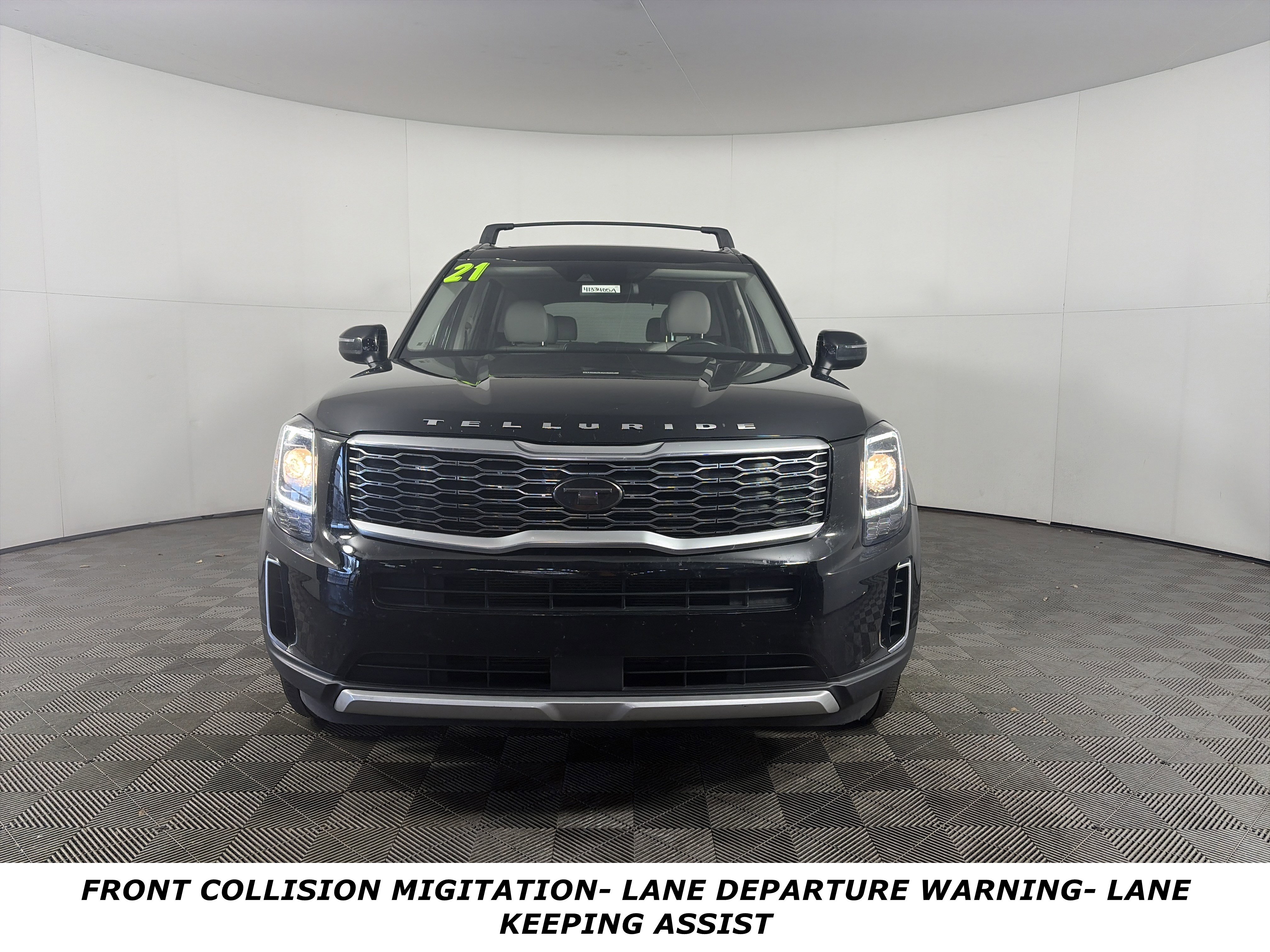 Used 2021 Kia Telluride S image 2