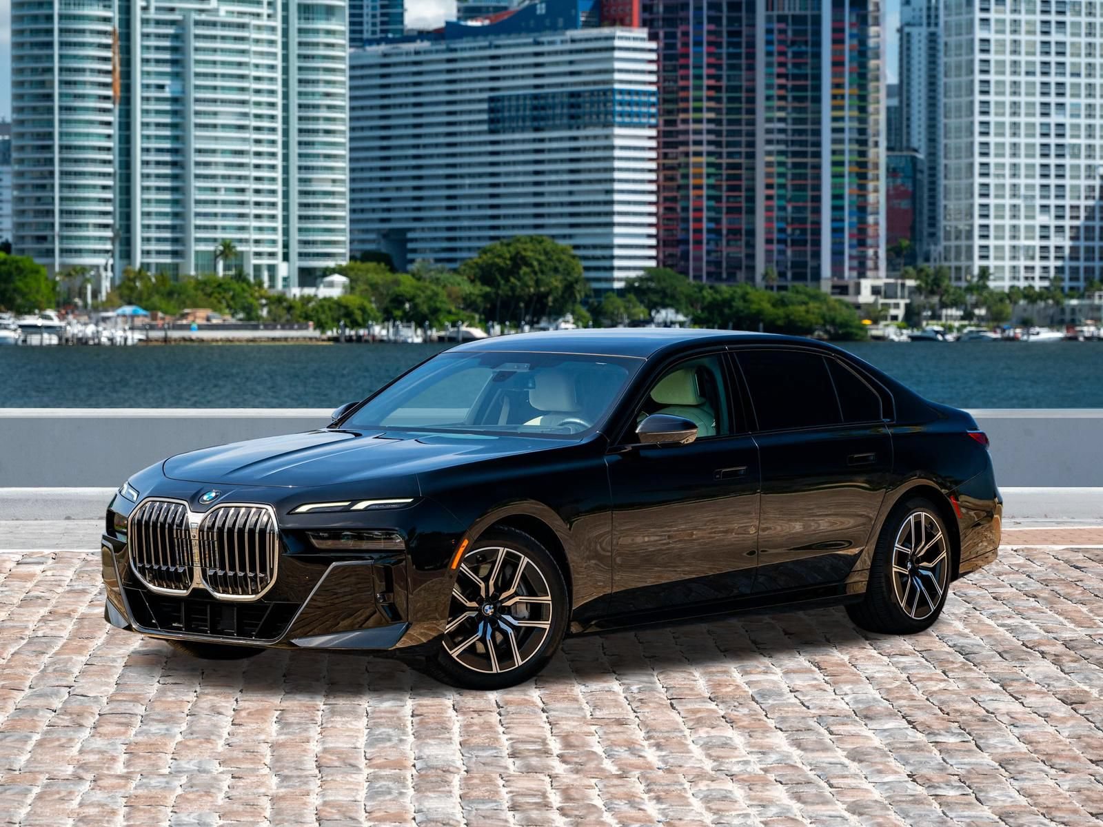 Used 2024 BMW 760i xDrive AWD/4WD image 10
