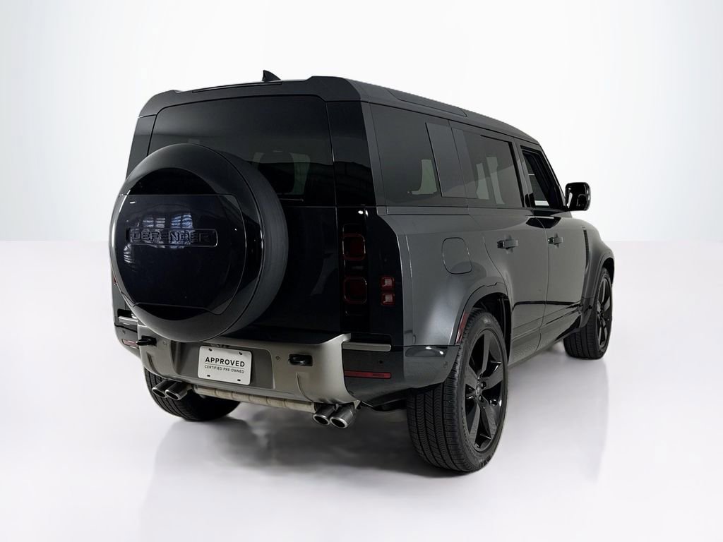 Used 2025 Land Rover Defender 110 X-Dynamic SE AWD/4WD image 5