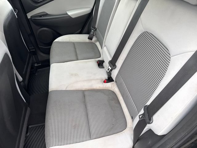 Used 2022 Hyundai Kona SE w/ Cargo Package FWD image 21