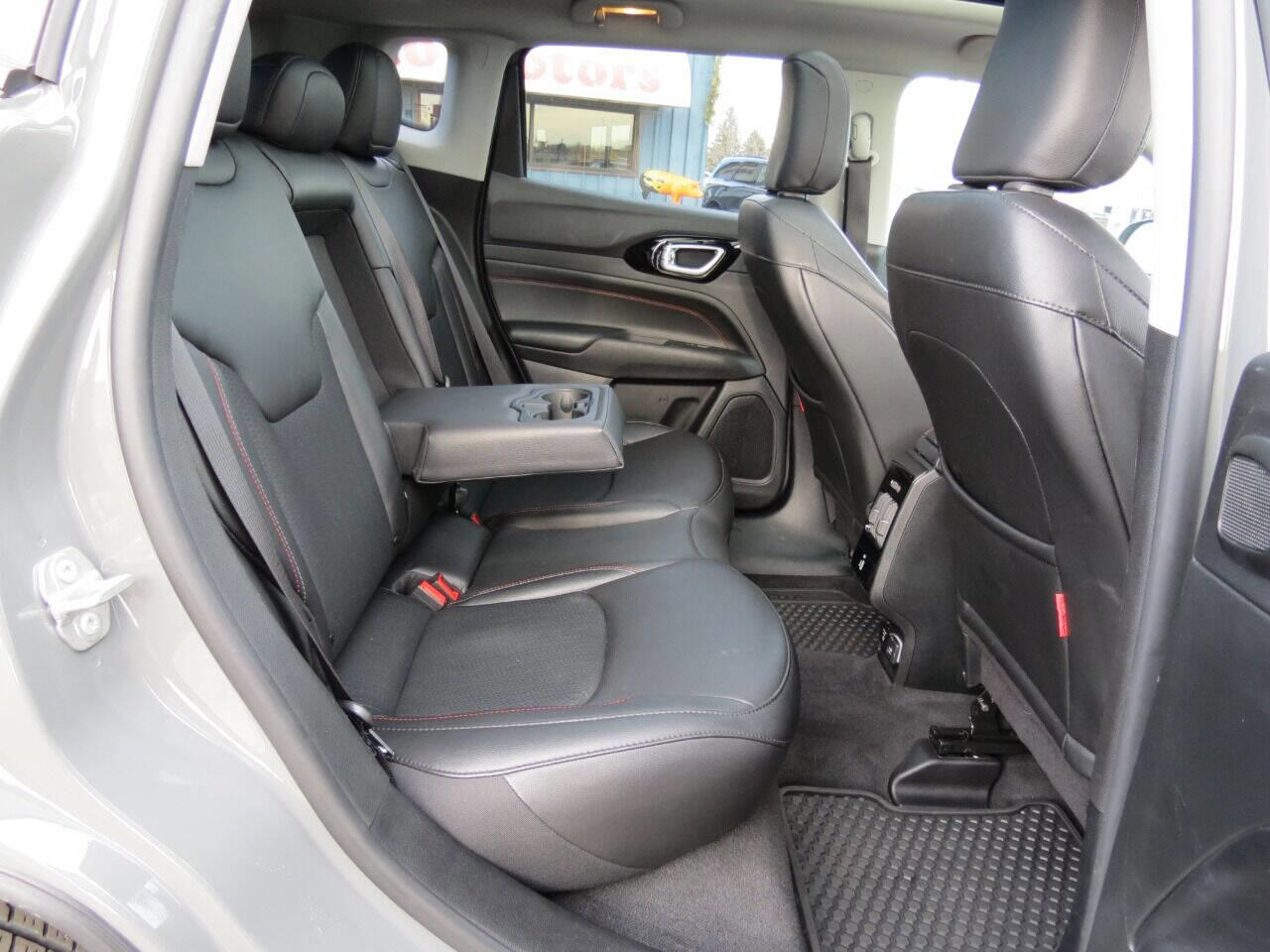 Used 2022 Jeep Compass Trailhawk w/ Sun and Sound Group image 21