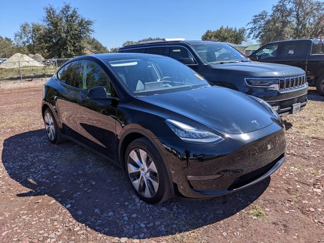 Used 2022 Tesla Model Y Long Range image 2