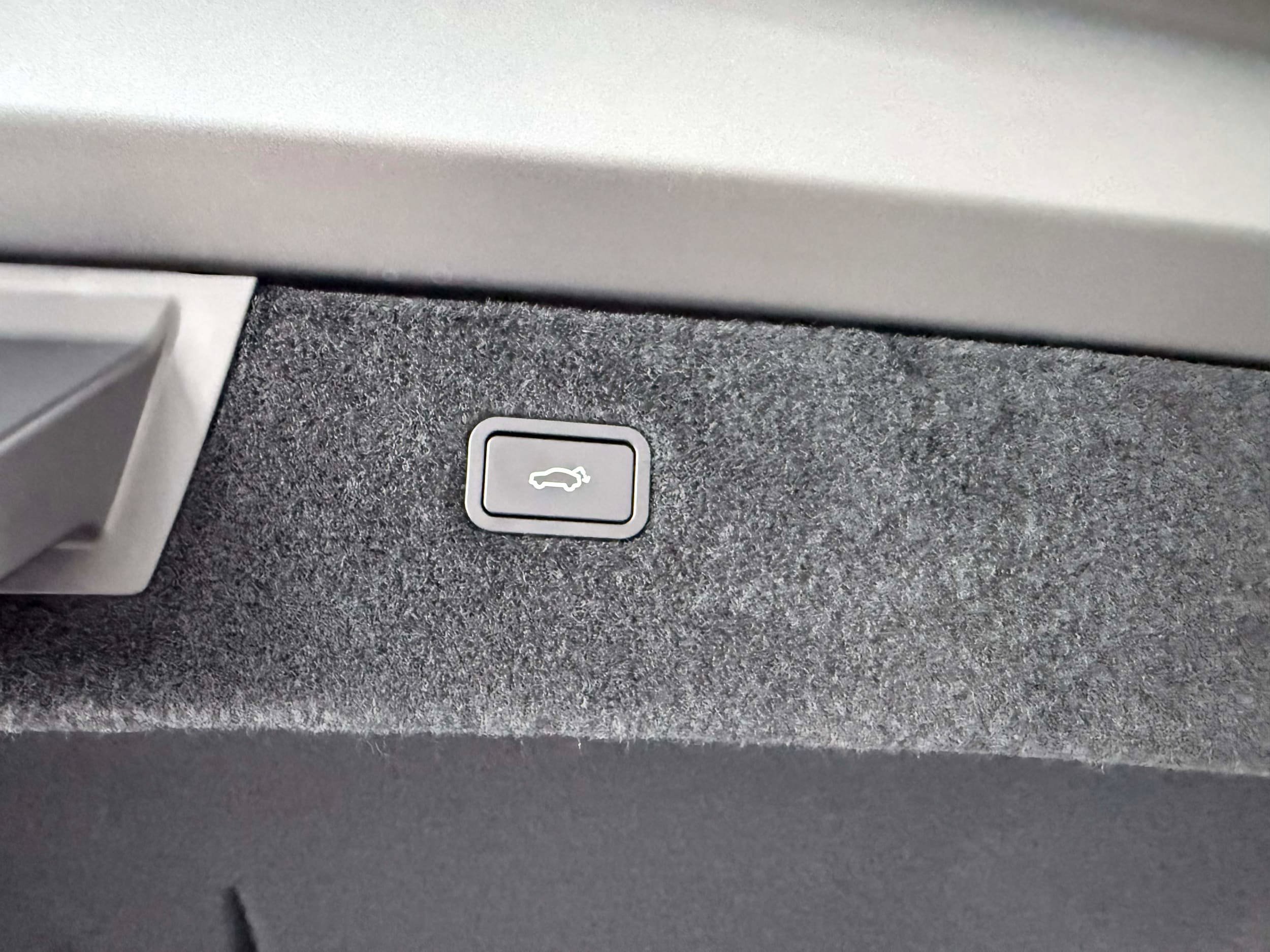 New 2026 Polestar Polestar 4 w/ Performance Pack AWD/4WD image 30