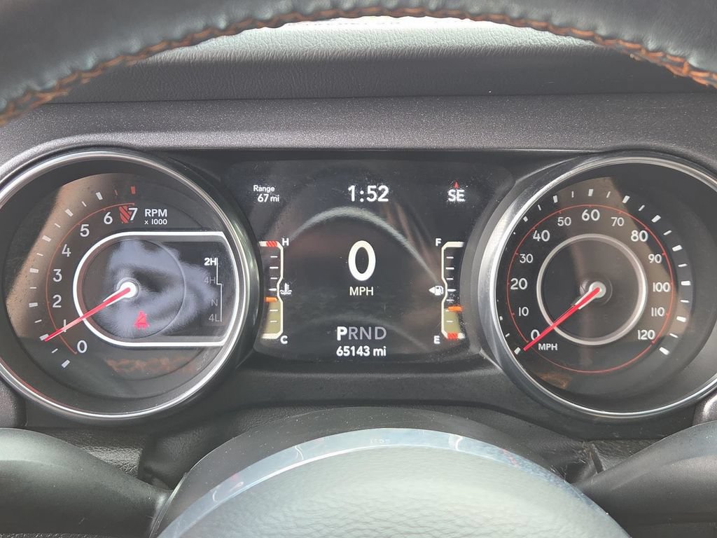 Used 2022 Jeep Gladiator Mojave w/ Cold Weather Group AWD/4WD image 25