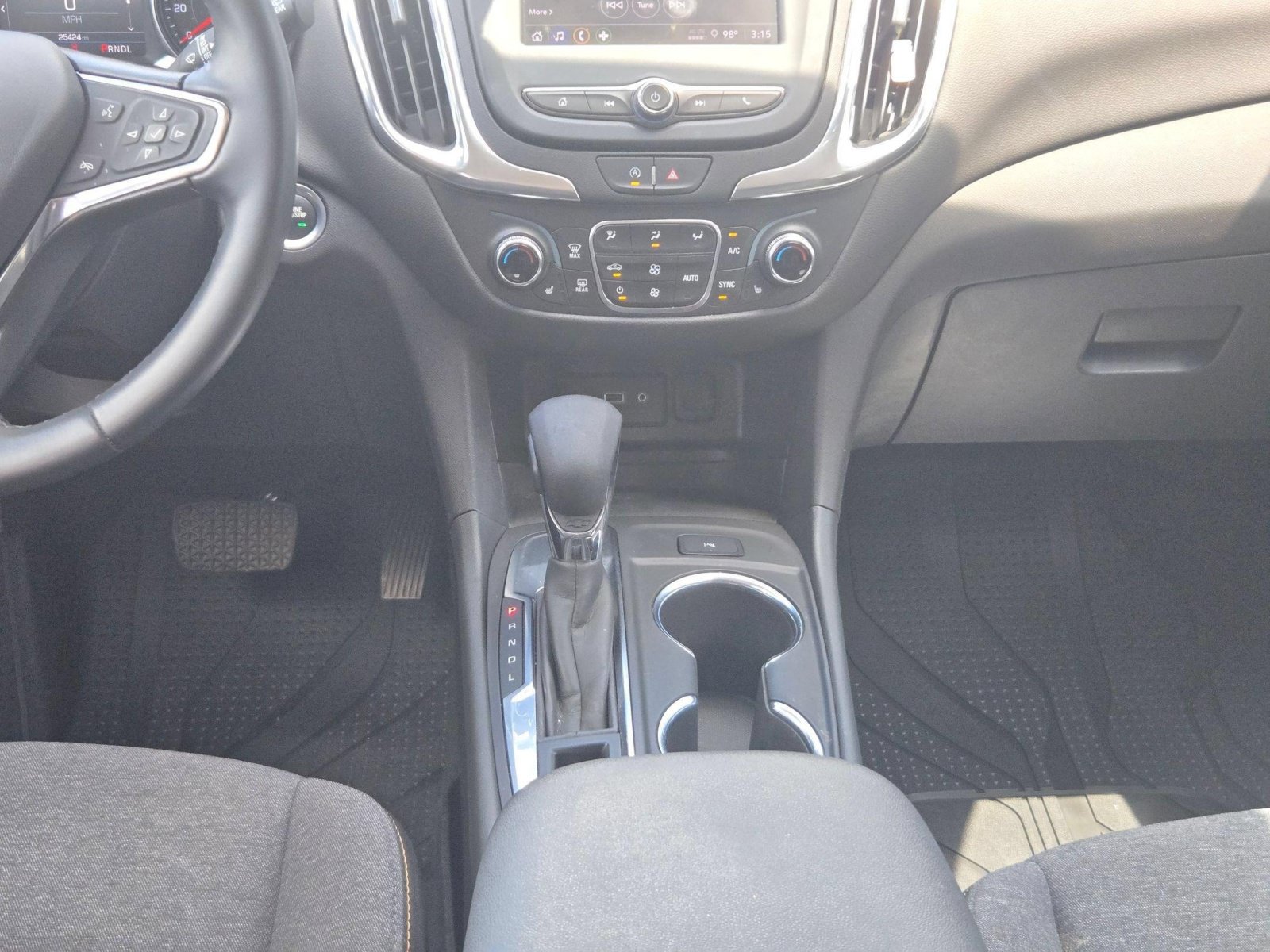 Used 2024 Chevrolet Equinox LT FWD image 17