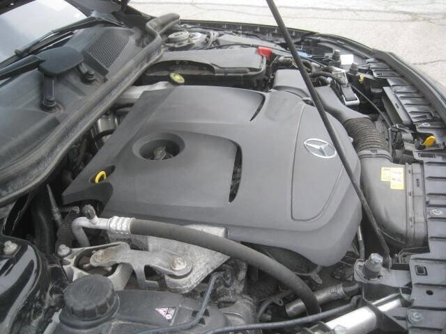 Used 2019 Mercedes-Benz GLA 250 4MATIC image 28