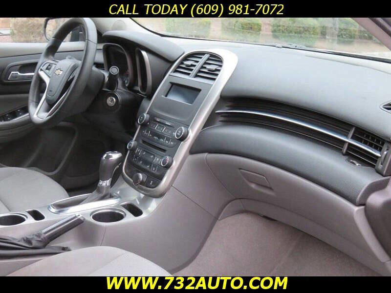 Used 2015 Chevrolet Malibu LS FWD image 6
