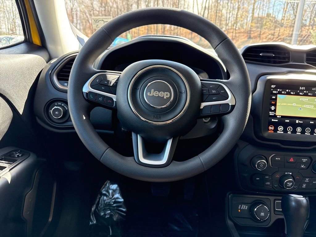 Used 2023 Jeep Renegade Latitude image 19