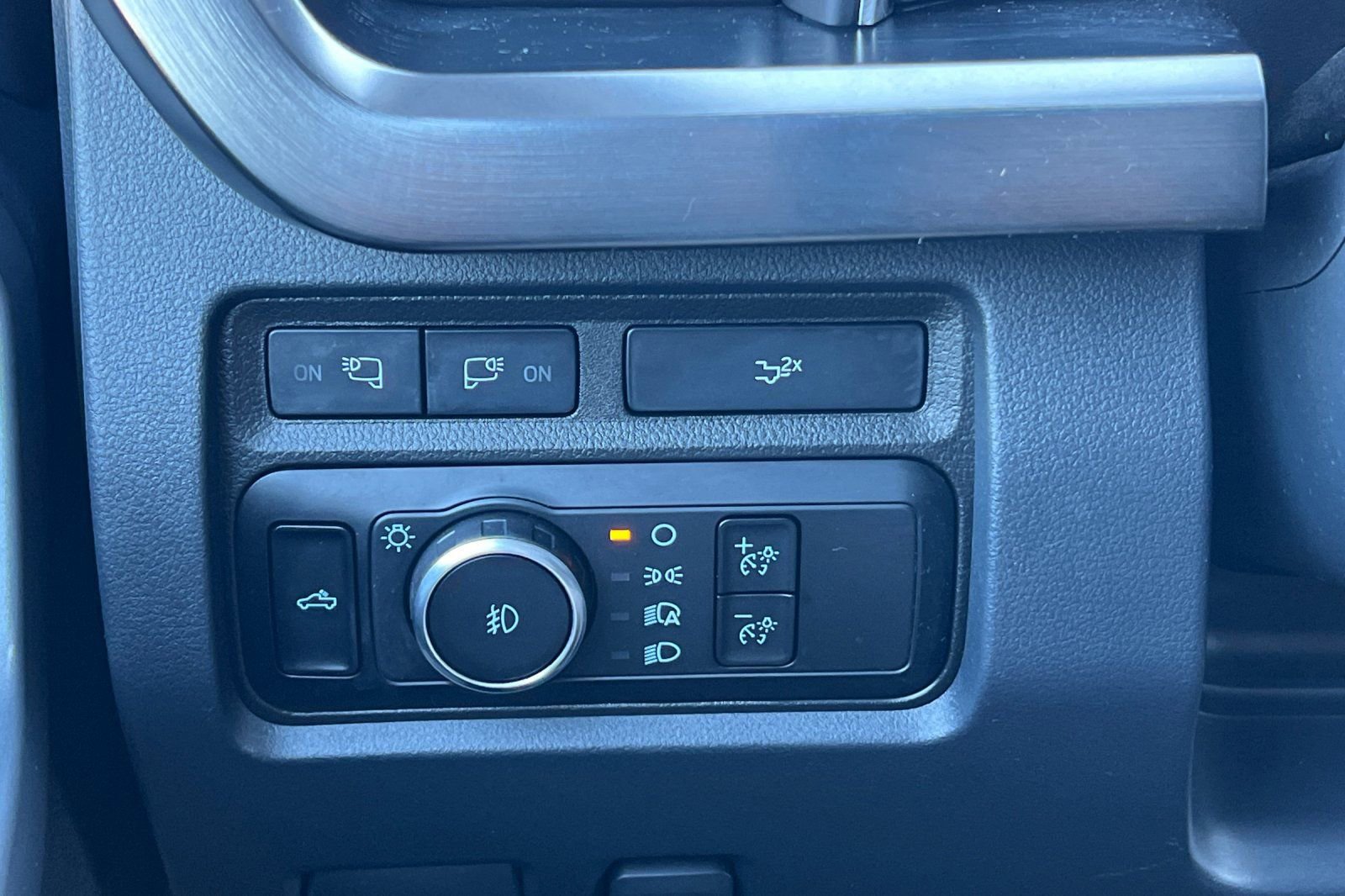 Used 2023 Ford F250 Lariat w/ FX4 Off-Road Package image 33