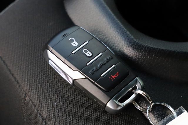 Used 2024 RAM 1500 Big Horn image 32