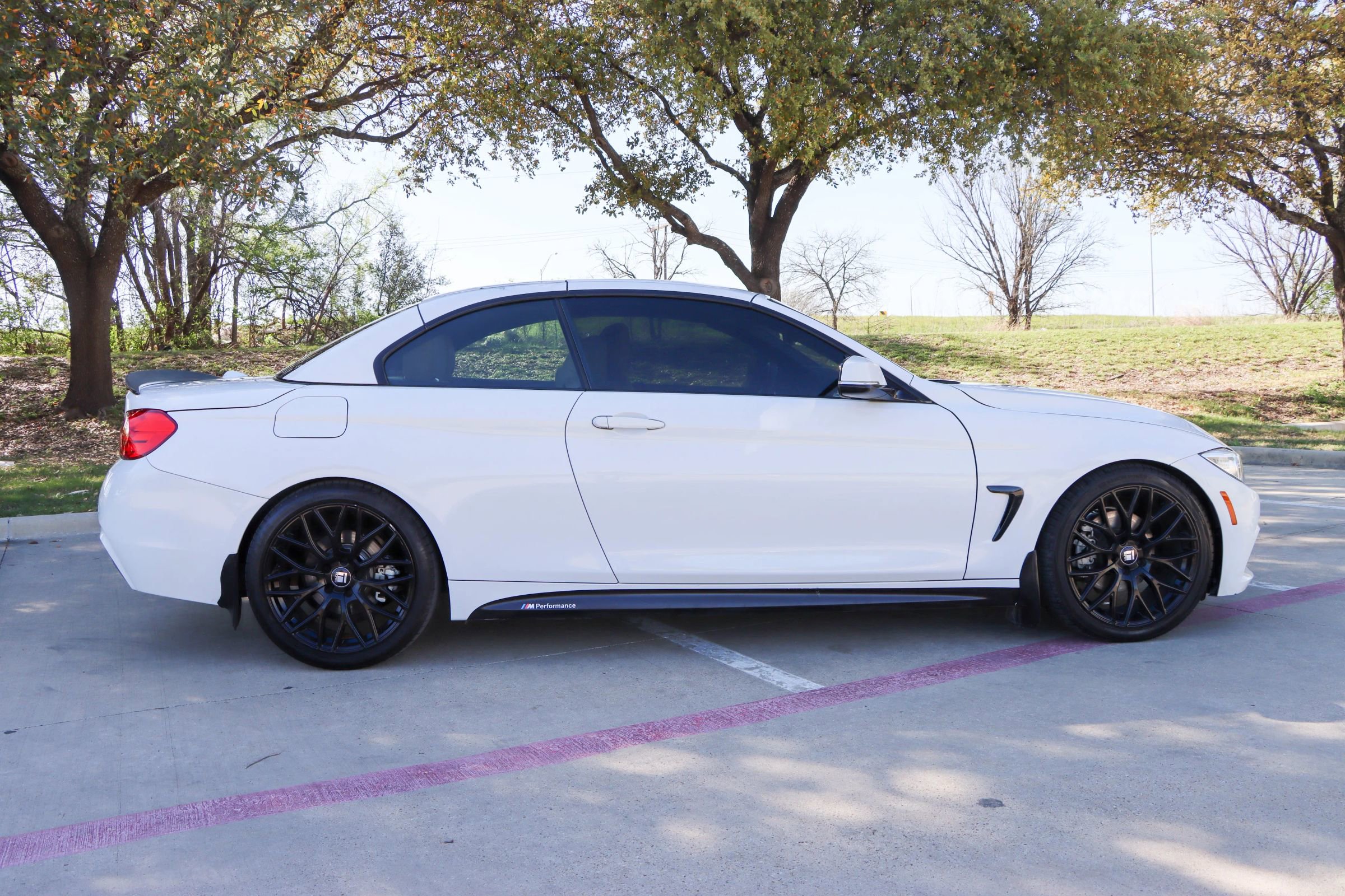 Used 2016 BMW 428i Convertible image 16