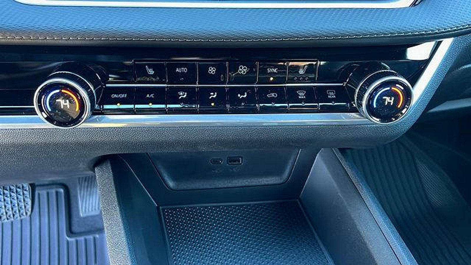 New 2026 Chevrolet Equinox LT w/ Convenience Package II image 21