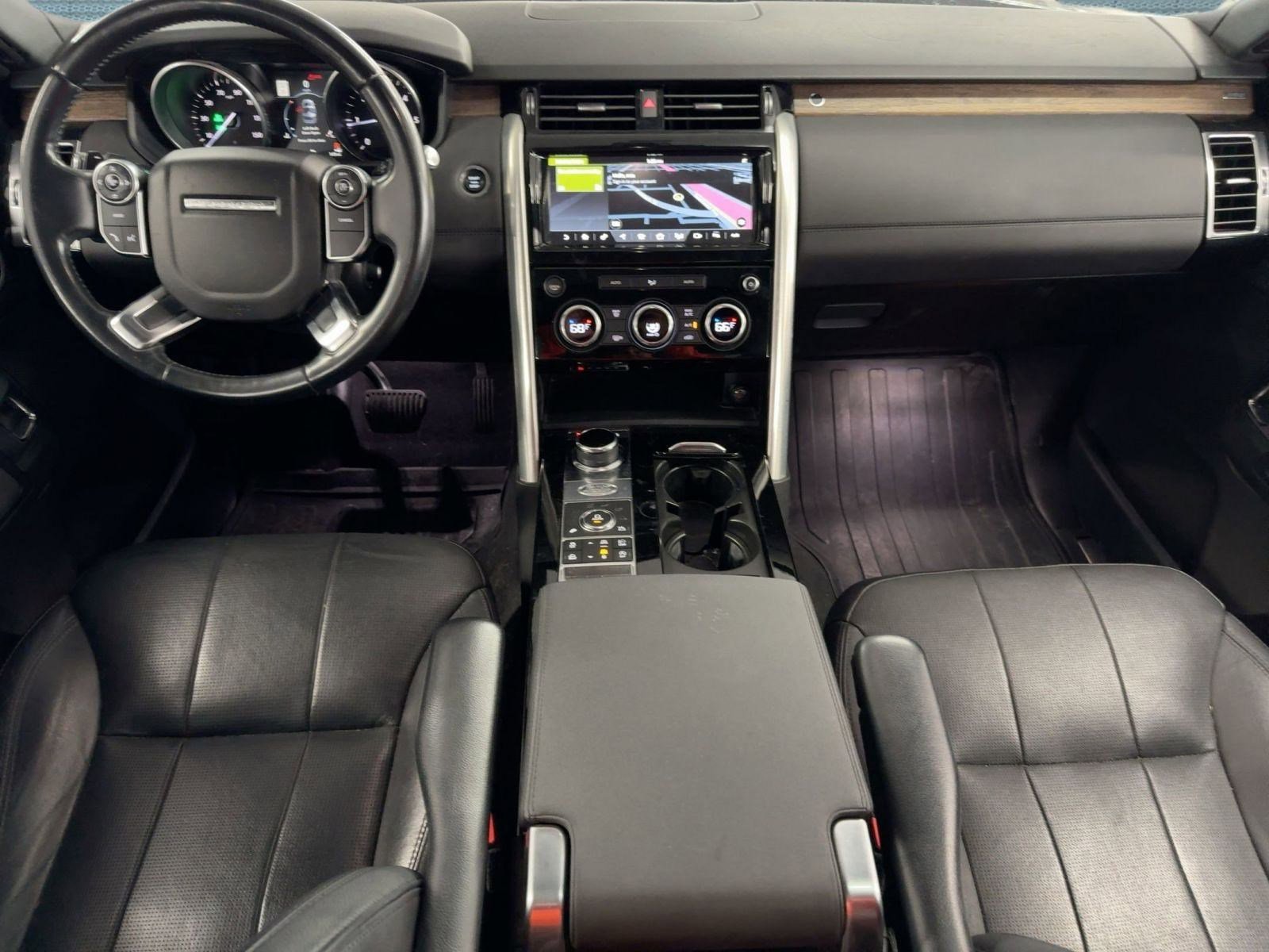 Used 2017 Land Rover Discovery HSE image 27