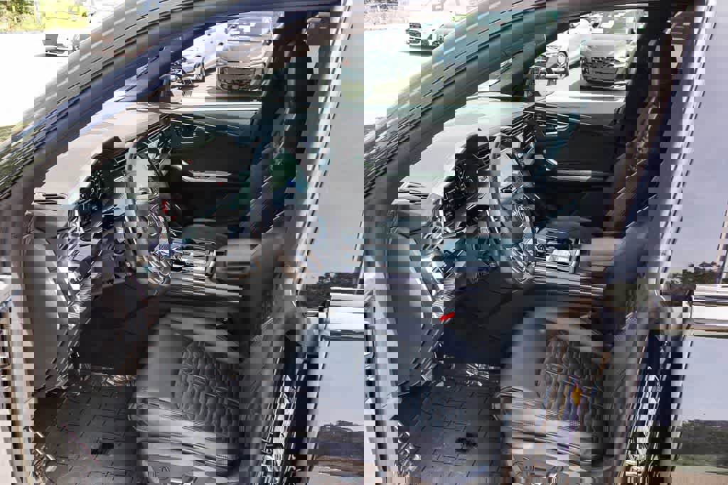 Used 2023 Audi RS Q8 image 17