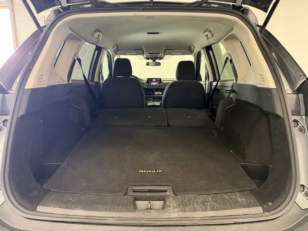 Used 2023 Nissan Rogue S AWD/4WD image 27