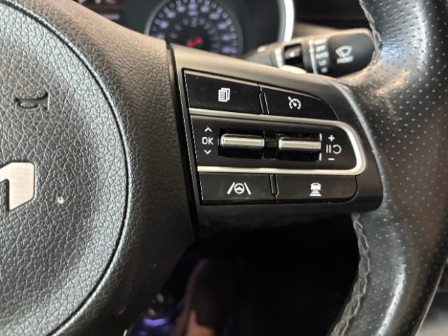 Used 2022 Kia Stinger GT1 image 19