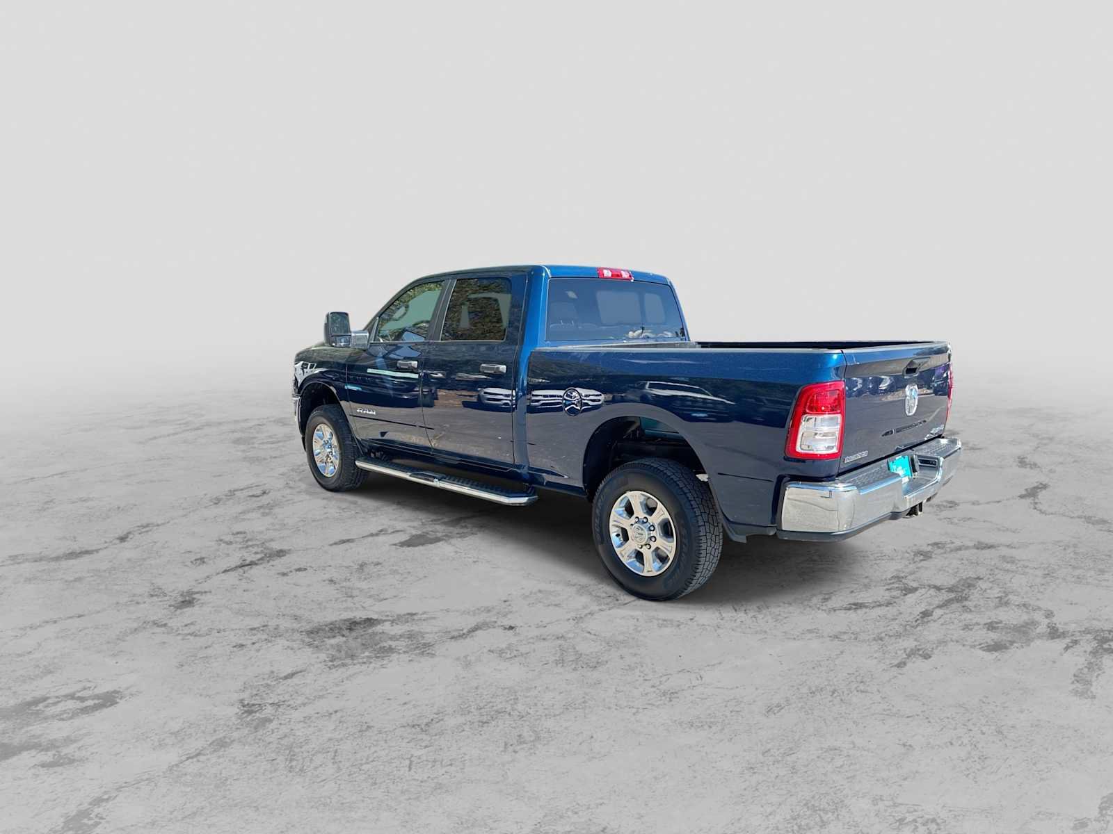 Certified 2024 RAM 2500 Big Horn AWD/4WD image 5