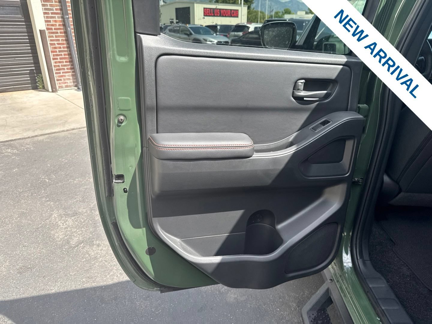 Used 2026 Nissan Frontier PRO-4X w/ Pro-4x Convenience Package AWD/4WD image 15